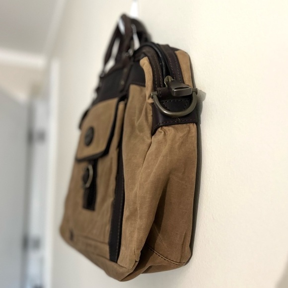 EUC Fossil Canvas and Leather Weekender Messenger Bag - Picture 8 of 16